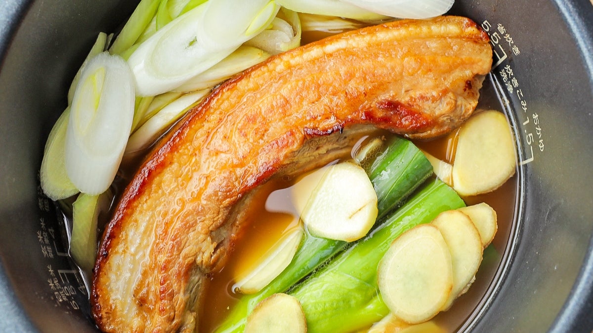 豚バラ、煮込まなくてもトロットロ】炊飯器で簡単！激ウマおかずレシピ 