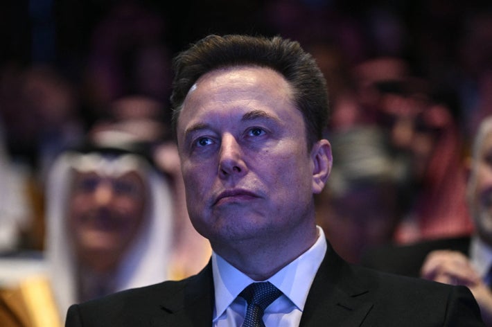 イーロン・マスク氏（=2025年11月19日）Brendan SMIALOWSKI / AFP＝時事