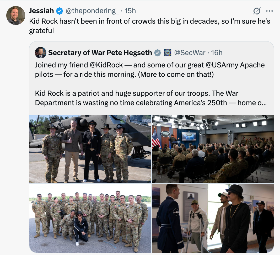 Sosiale medier-innlegg som viser Kid Rock med US Army Apache-piloter, fremhever støtte til tropper og en tur i Apache-helikoptre