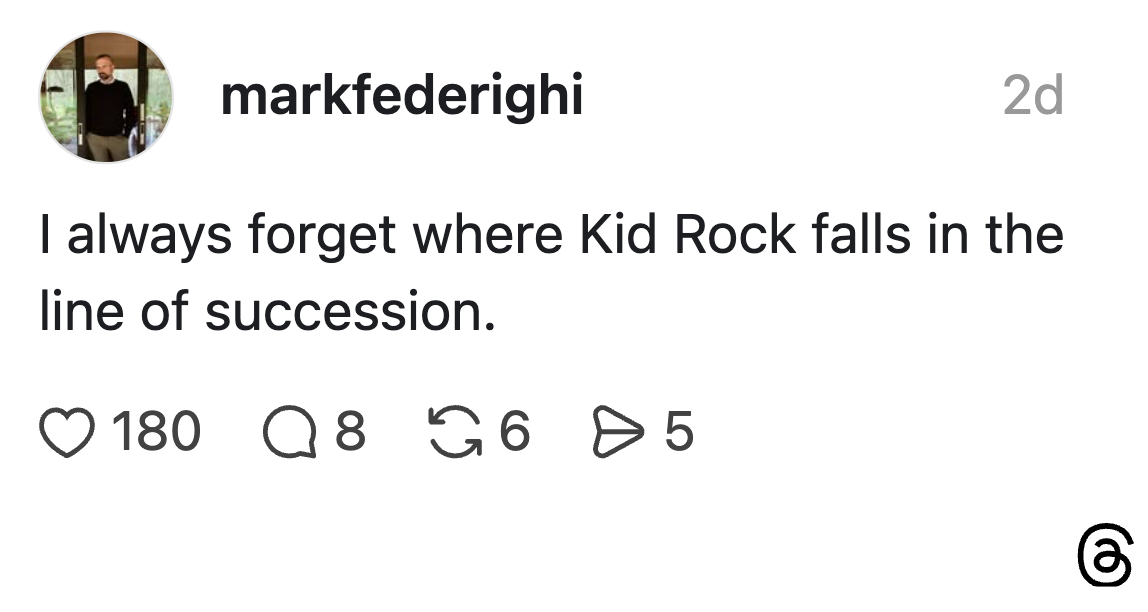 Skjermbilde av et innlegg på sosiale medier som fleiper om Kid Rocks plass i rekkefølgen, med engasjementmålinger nedenfor
