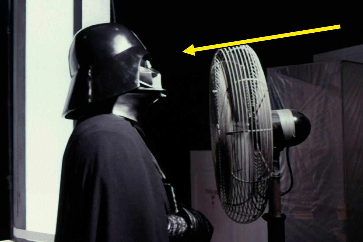27 Rare Photos From The Original "Star Wars" Trilogy That'll Make You Feel Like The Force Is With You
