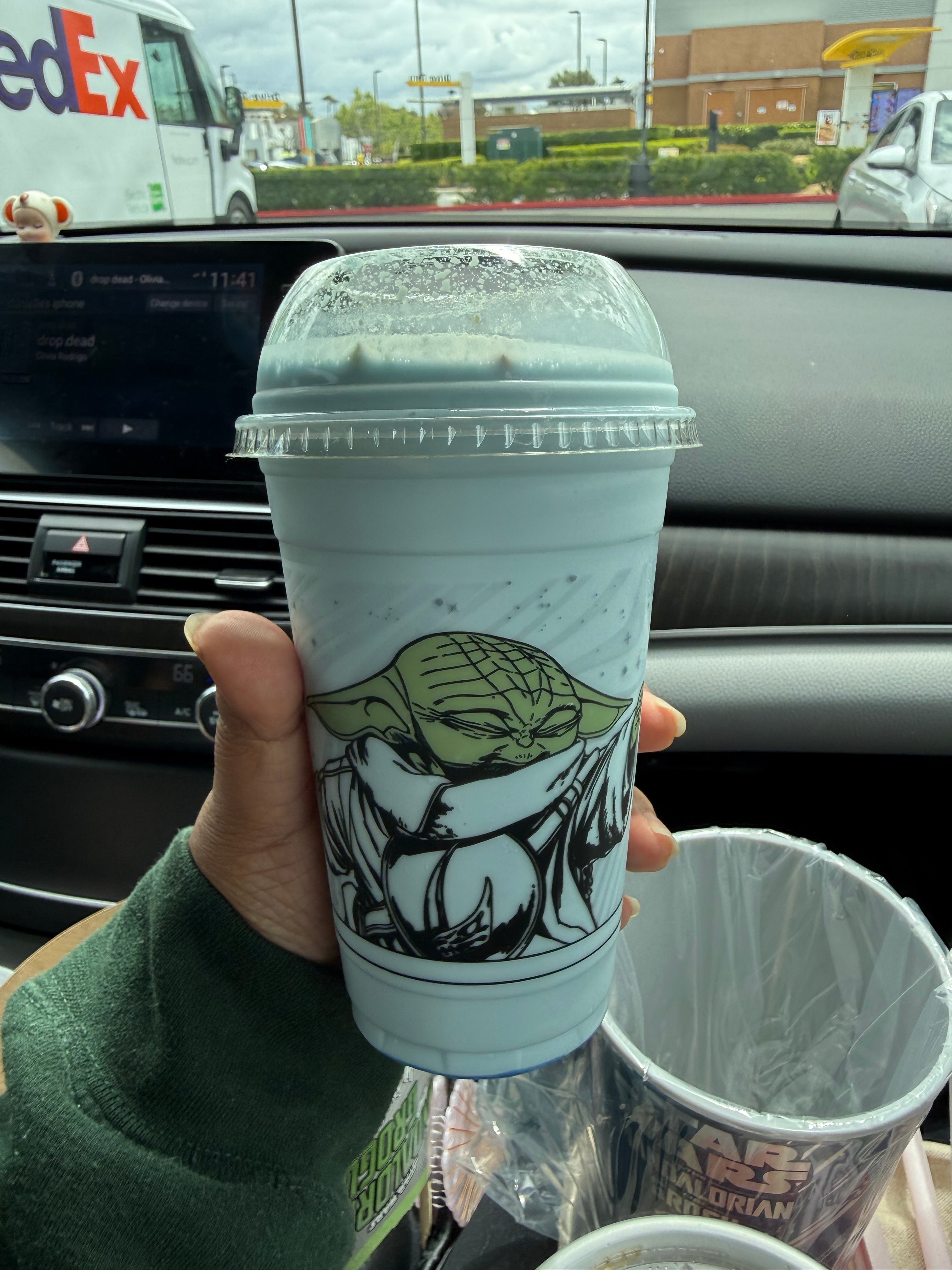 I Tried The Burger King Mandalorian Meal: Review