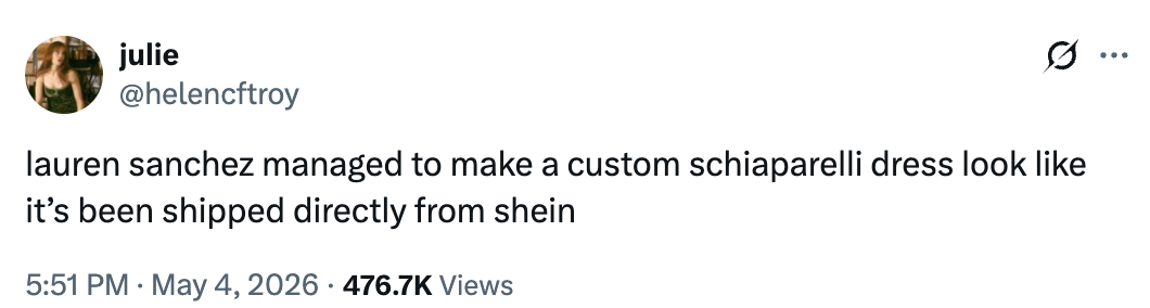 Tweet yang mengkritik gaun Schiaparelli khusus Lauren Sanchez, membandingkannya dengan pakaian Shein