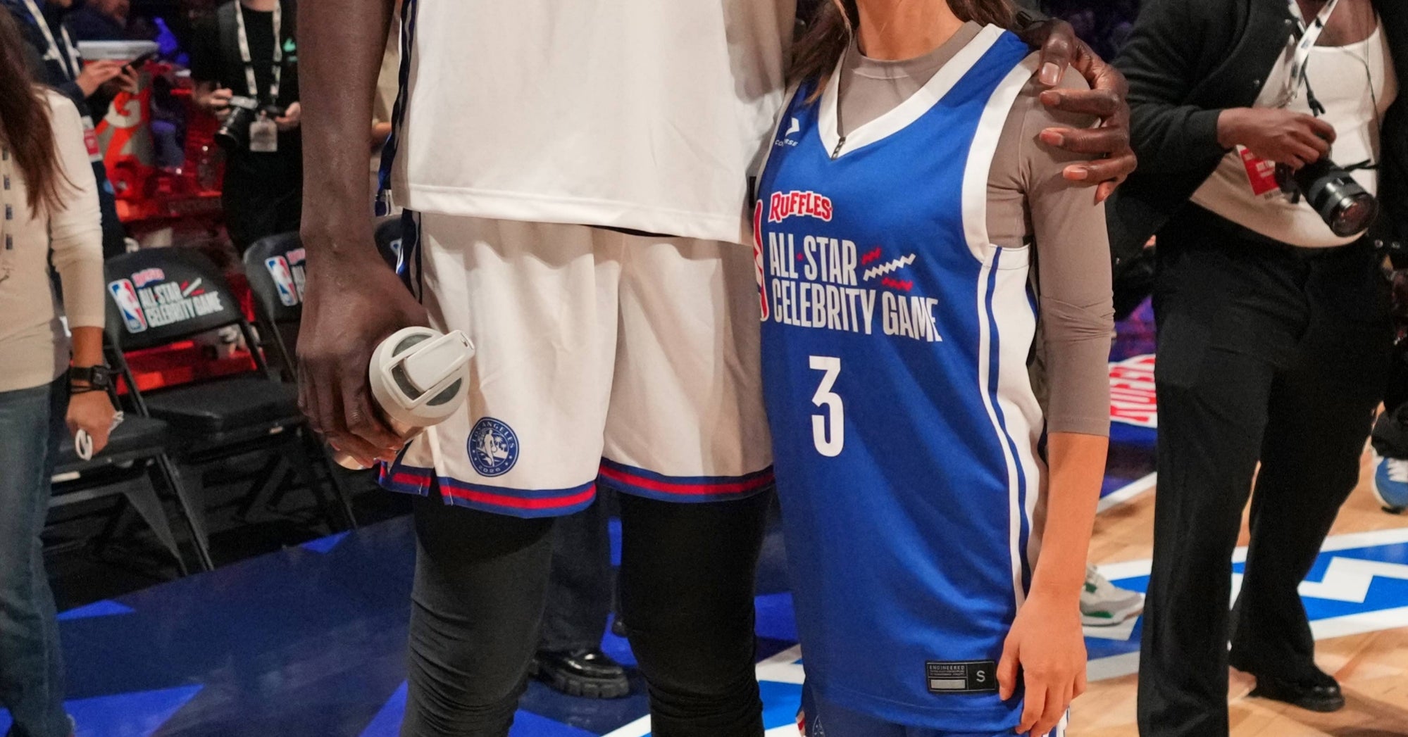 These Photos Of The Tallest NBA Players Next To Regular People Are Genuinely Hard To Comprehend   www.buzzfeed.com