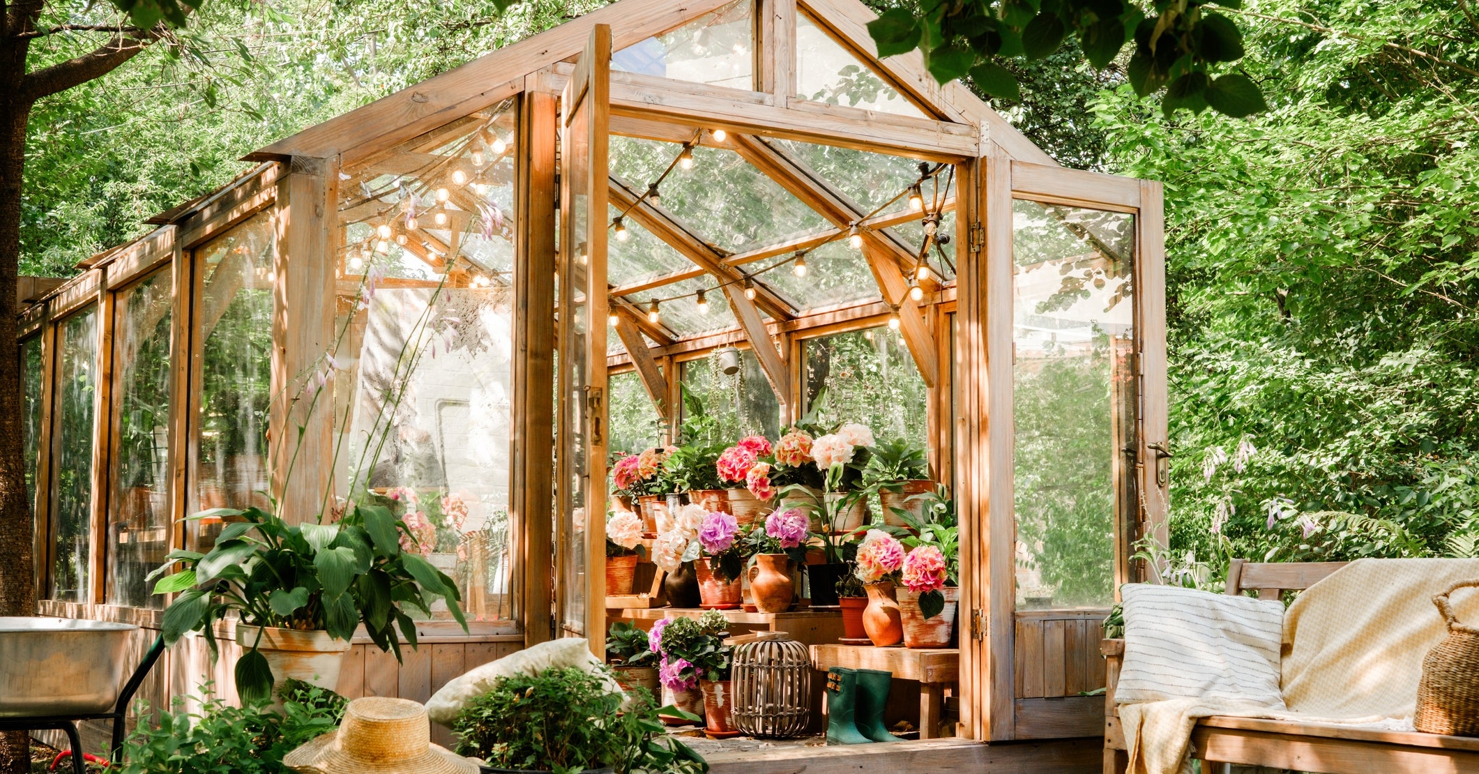 Before Summer Hits, This "Blooming" Quiz Will Pair You With Your Perfect Spring Activity