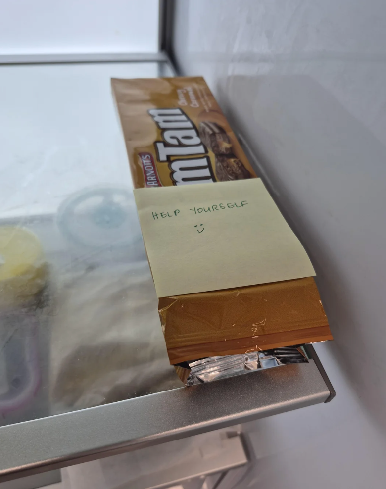 Post image 7