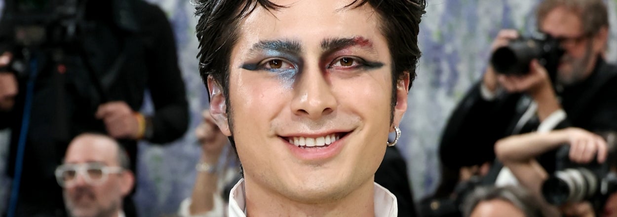 Hudson Williams' Makeup Artist Responded To The Haters After His Met Gala Look Drew Backlash