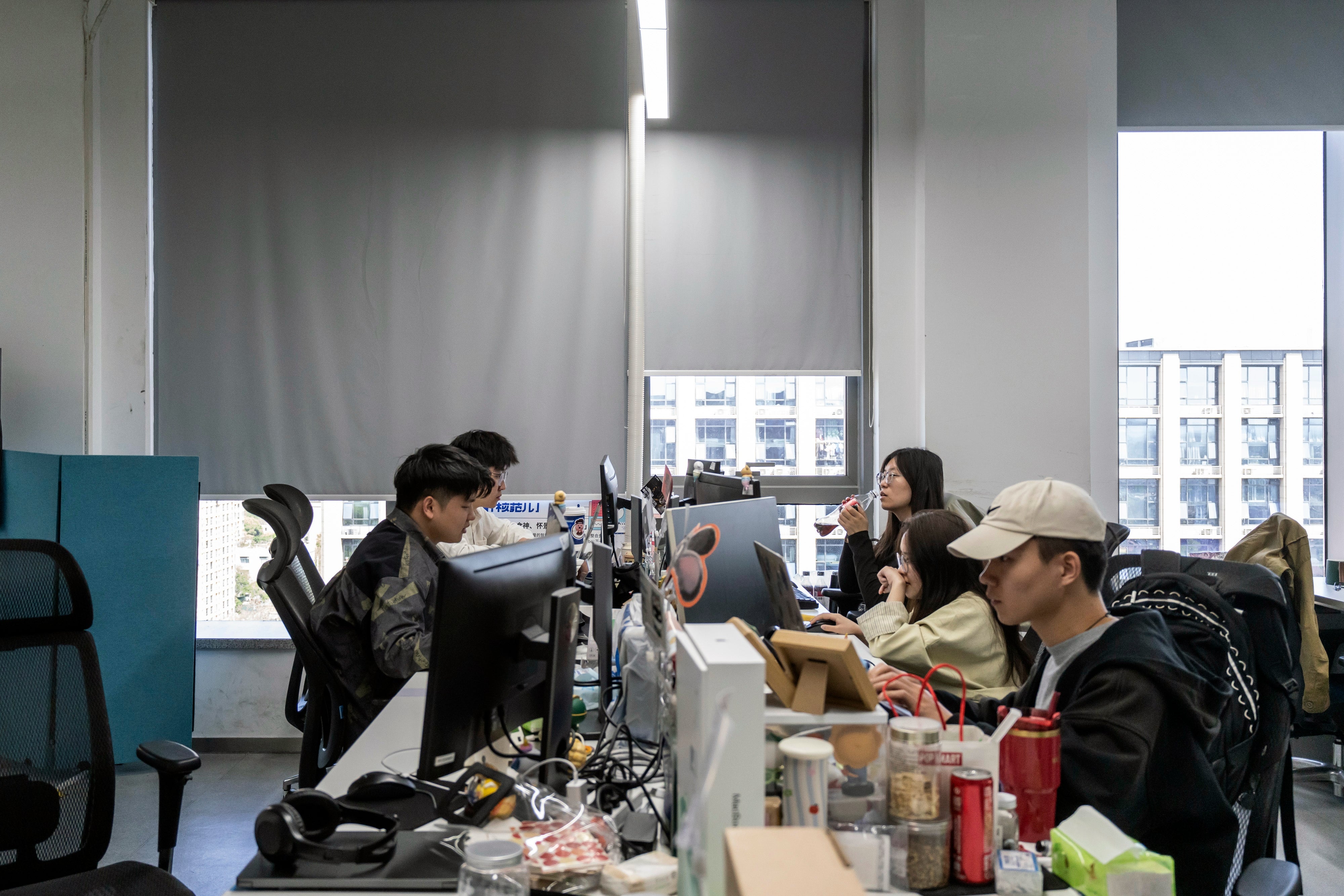 Post image 11