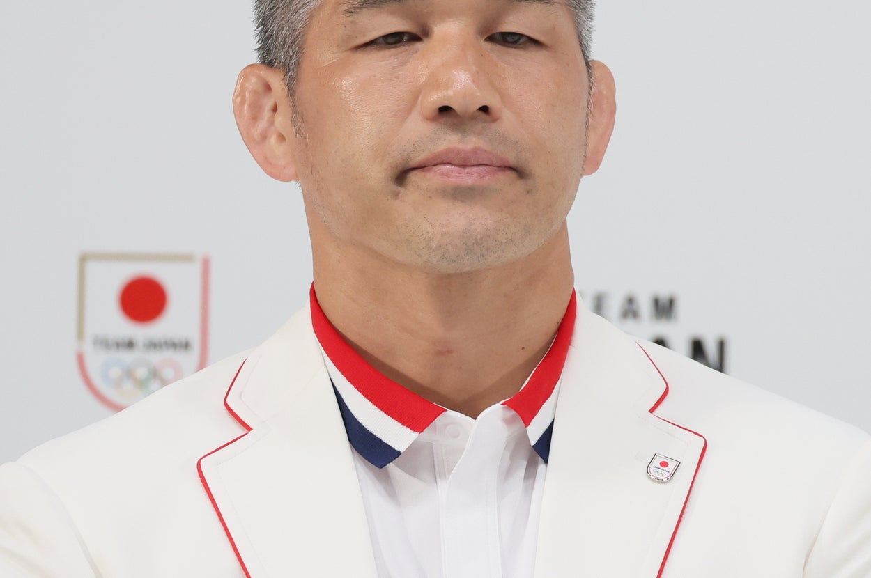井上康生さん（時事）