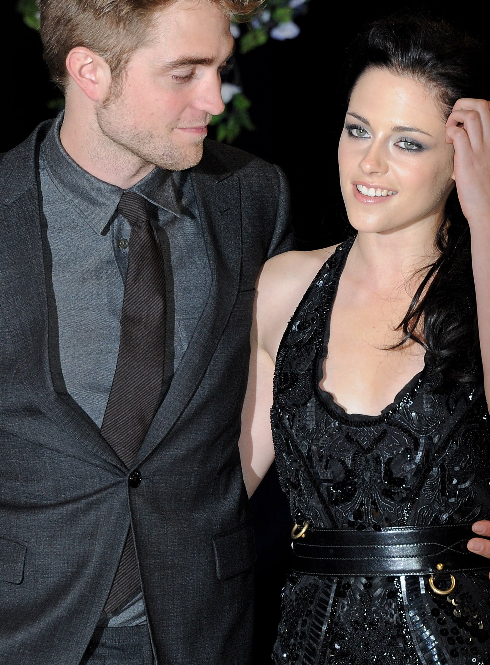 Robert Pattinson and Kristen Stewart connected  a ceremonial  lawsuit   carpet