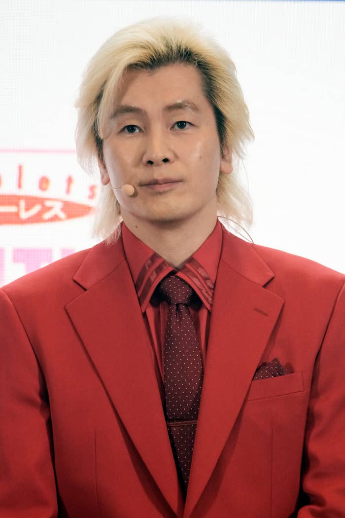 カズレーザーさん（時事通信フォト）