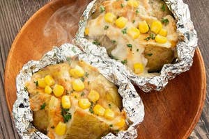 新じゃがのツナマヨコーンチーズ焼き