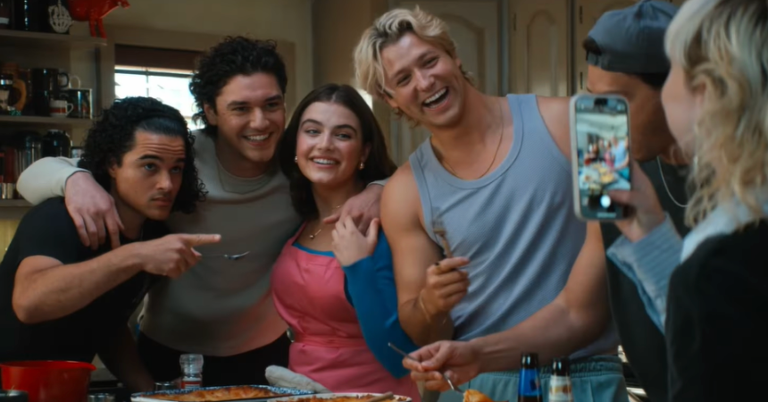 Spend A Day At The Hockey Rink And We'll Tell You Which "Off Campus" Character You Are