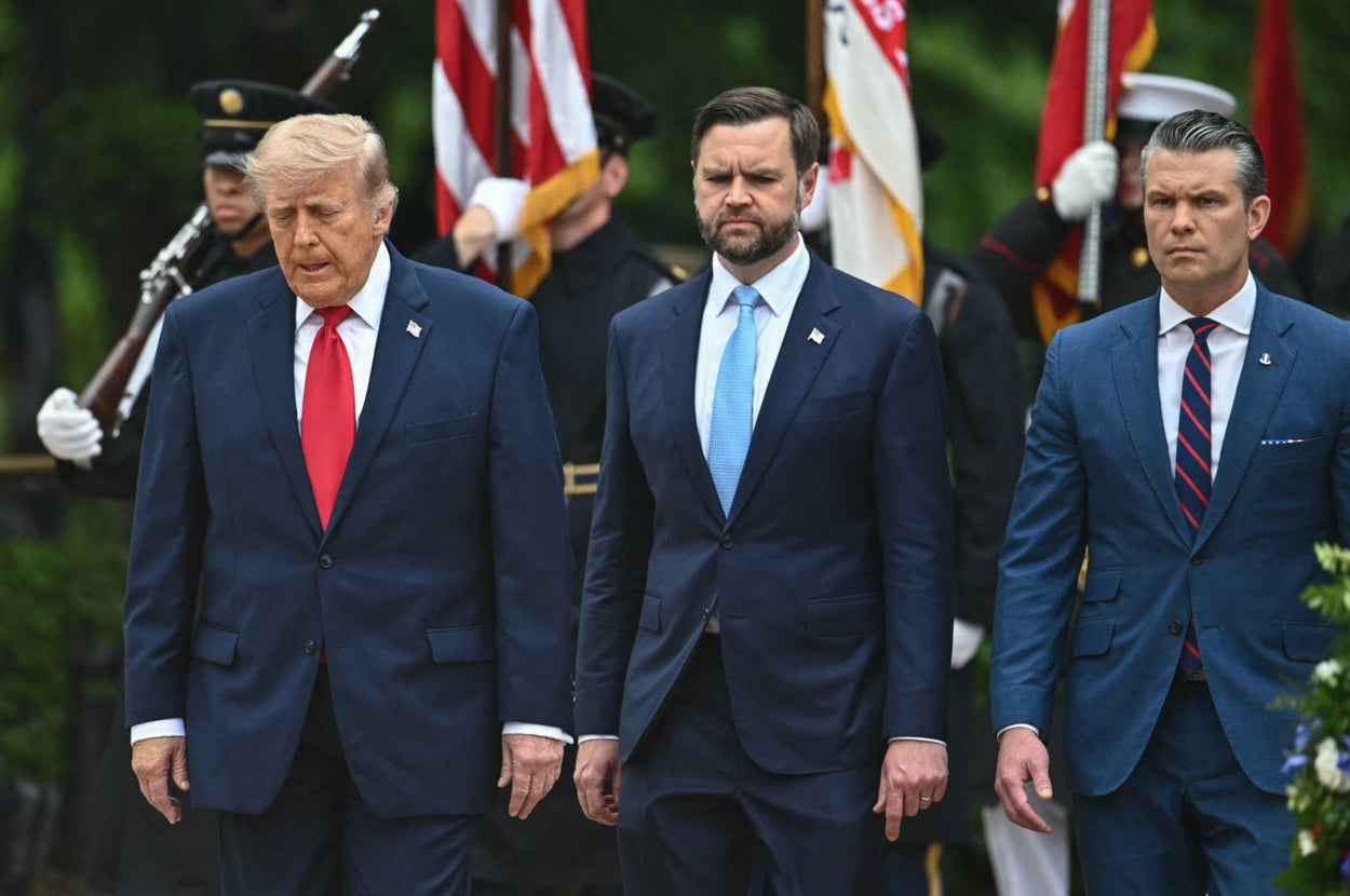 Trump's Memorial Day Mishap: A Struggle For Stability?
