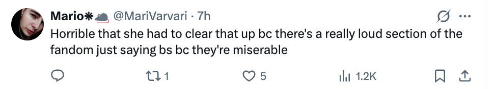 Tweet criticizing a vocal fandom conception  for spreading negativity, causing idiosyncratic    to contented   clarifications