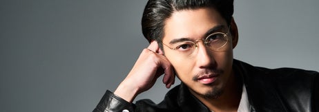 取材に応じる賀来賢人さん（Photo by 黒羽政士）