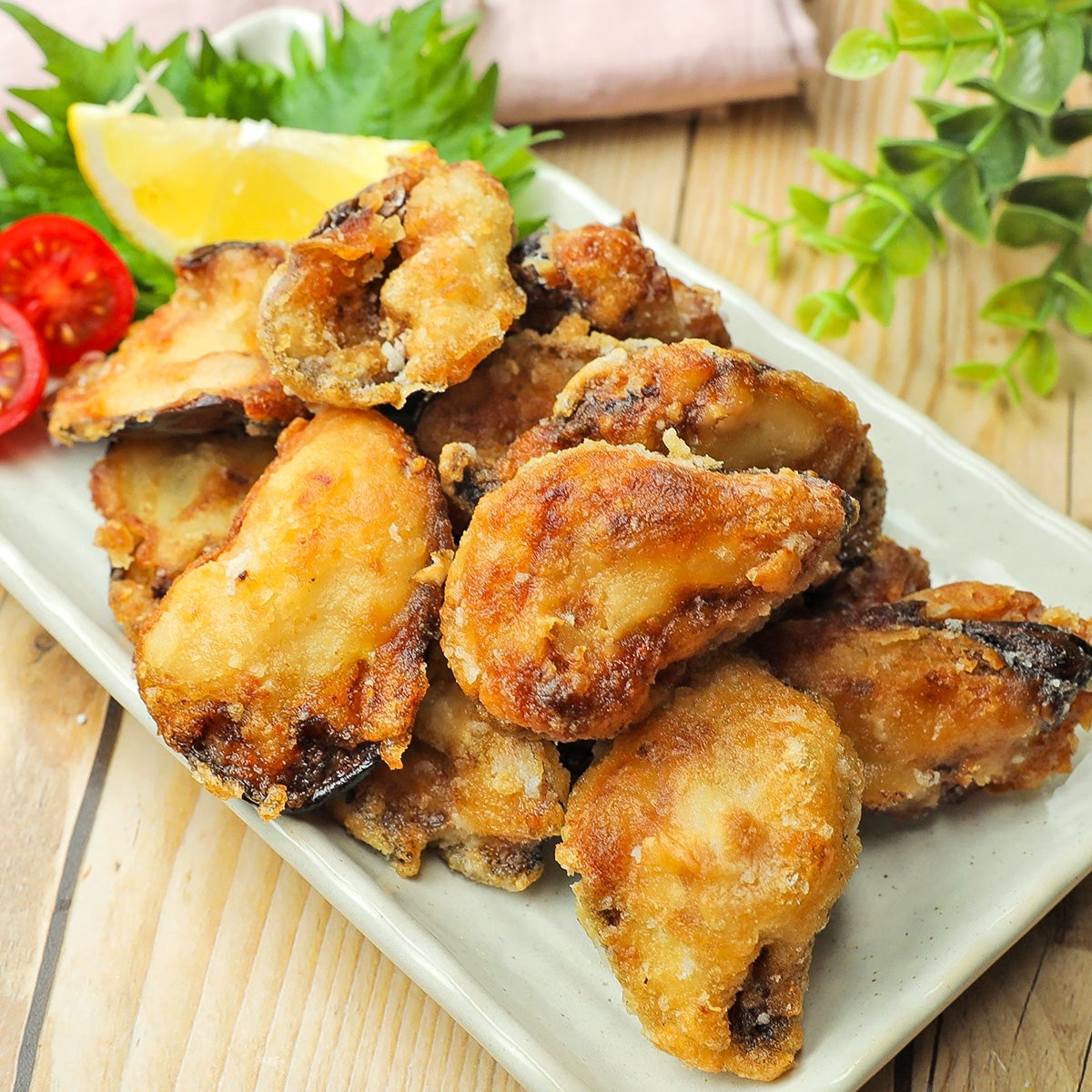 なすは手でちぎるのが正解】ウチでは鶏肉より人気！あの調味料で作る