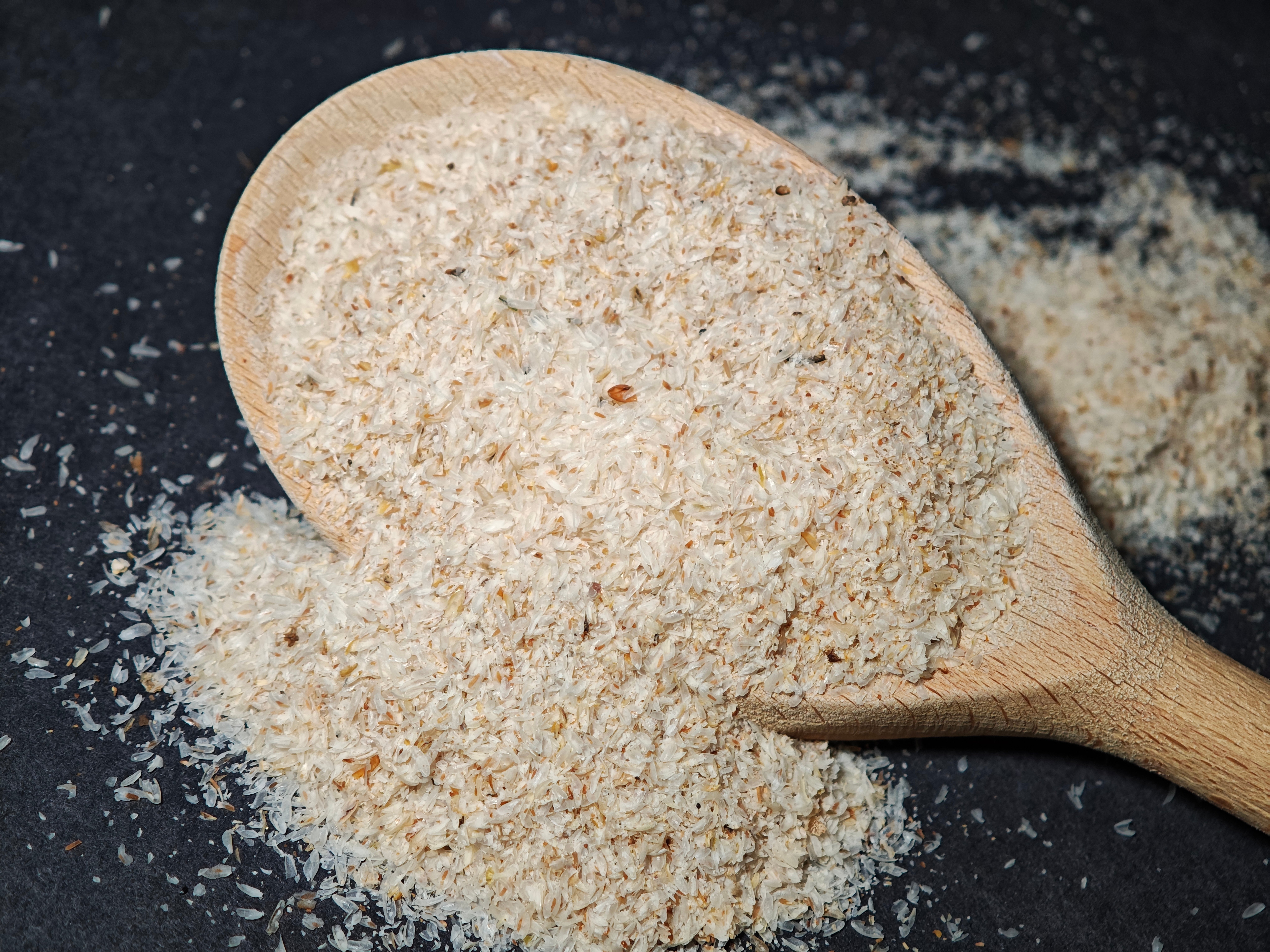 A woody  spoon with psyllium husk powder