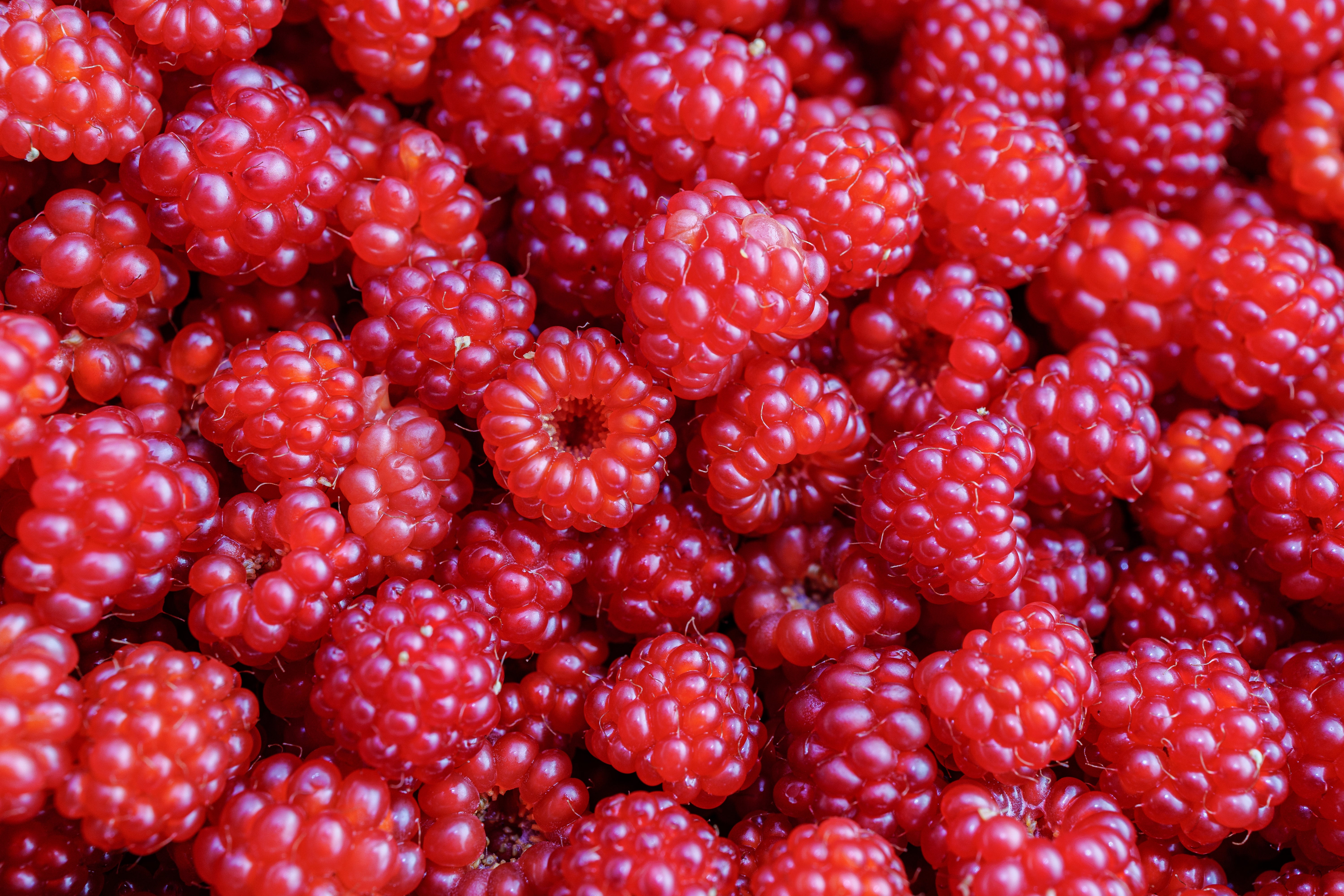 A heap  of raspberries