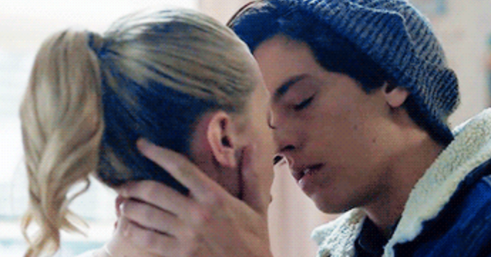 19 Of The Worst TV Couples To Ever (Dis)Grace Our Screens