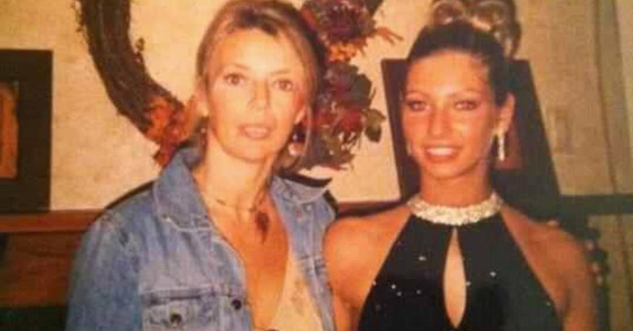 My Mother Died Hiding An Enormous Secret. Years Later, A DNA Test Exposed The Truth.