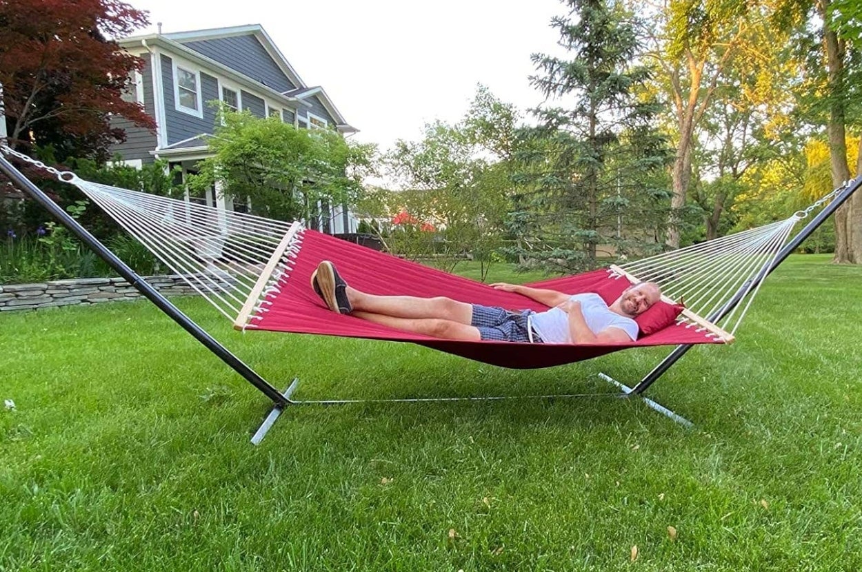 buzzfeed.com - Sally Elshorafa - 42 Ways To Create An Outdoor Oasis Worthy Of Its Own Magazine Spread