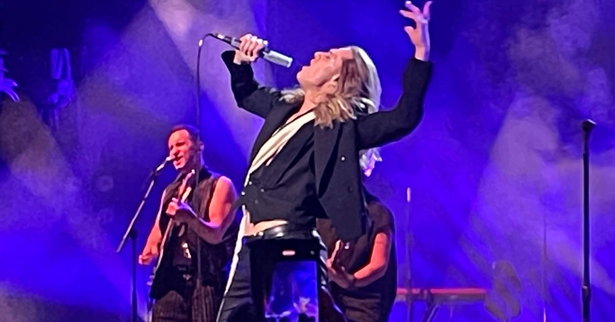 I Saw The Vampire Lestat Live In Concert, And Now I Have An Insatiable Thirst For Human Blood