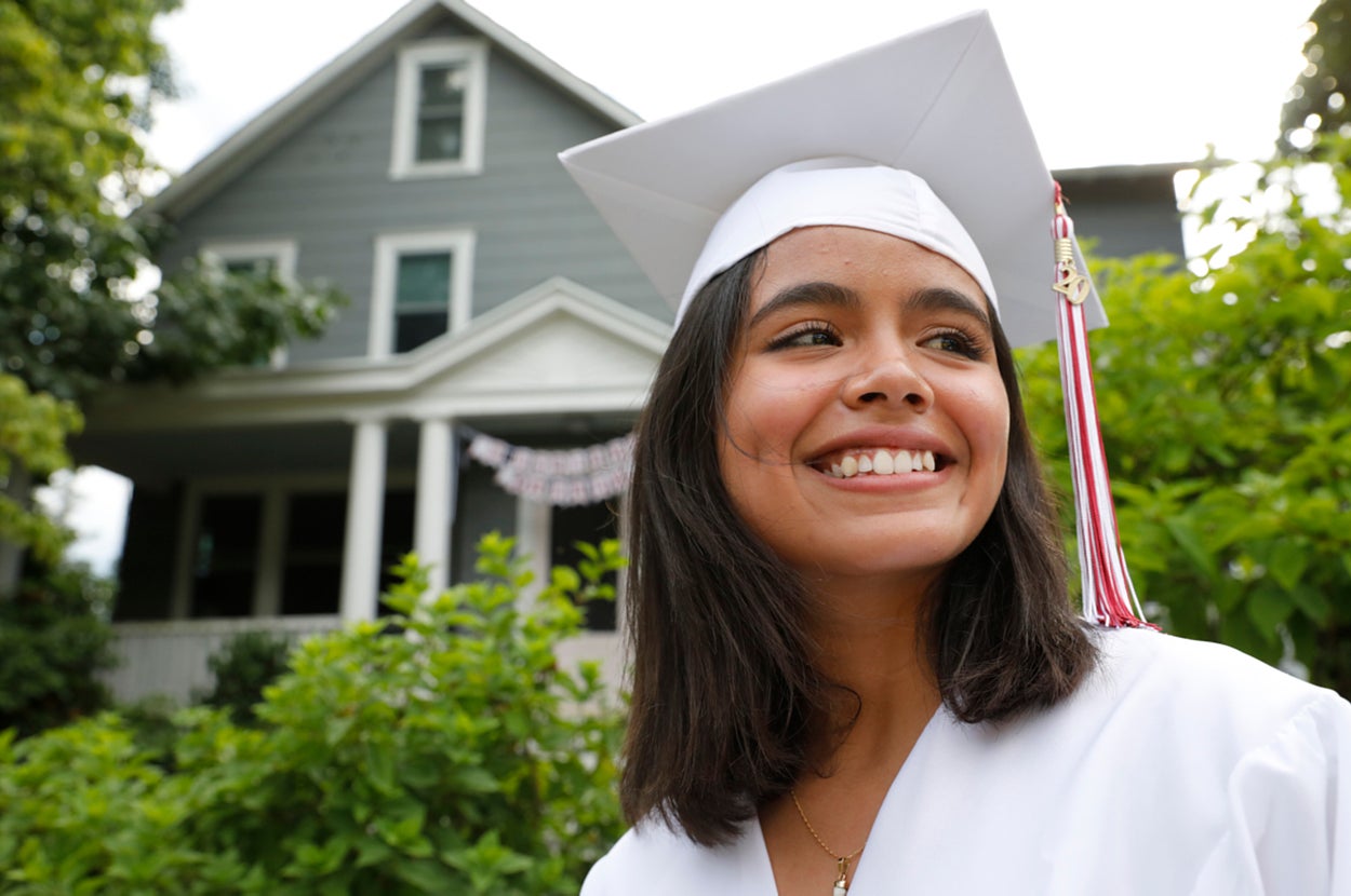I Help High School Seniors Apply To College. There’s A New Trend That Troubles Me.