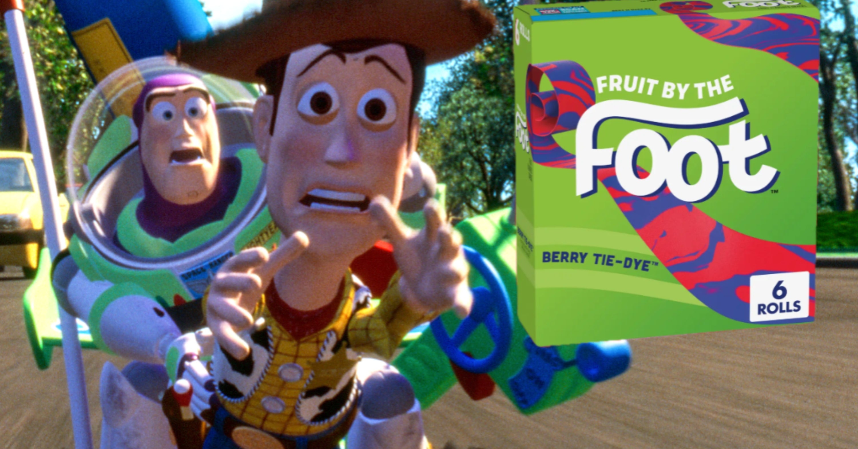 Make A '90s Mixtape And Get A '90s Movie To Watch And Snack To Have While Watching