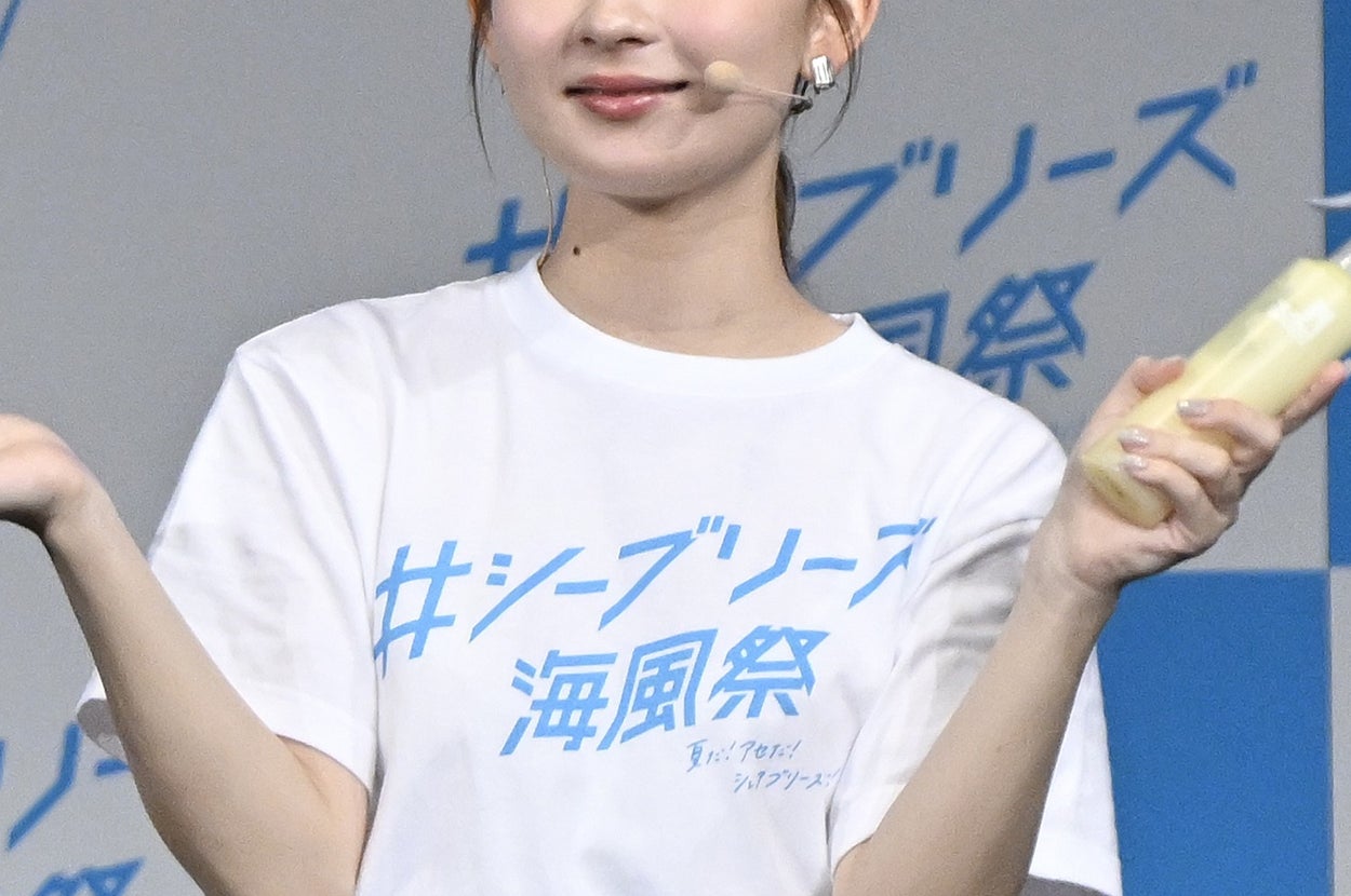 畑芽育さん（時事通信フォト）