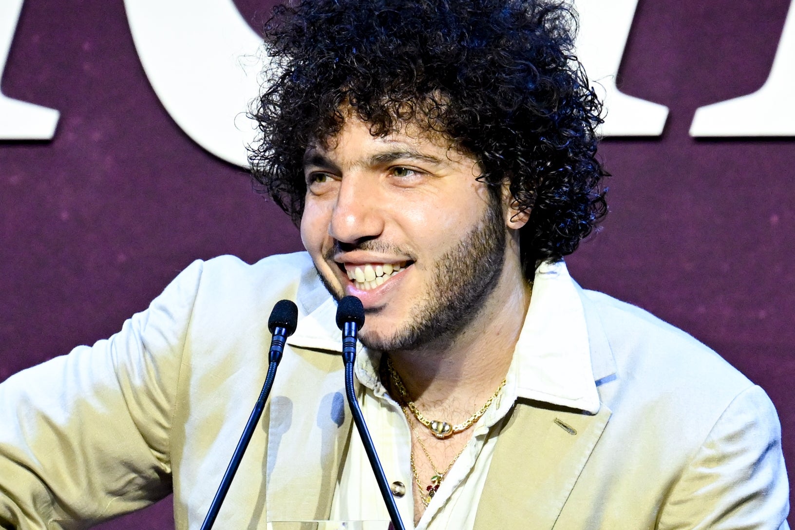 Benny Blanco Debuted A Wild New Look After His Jennifer Aniston-Styled Hair Went Viral