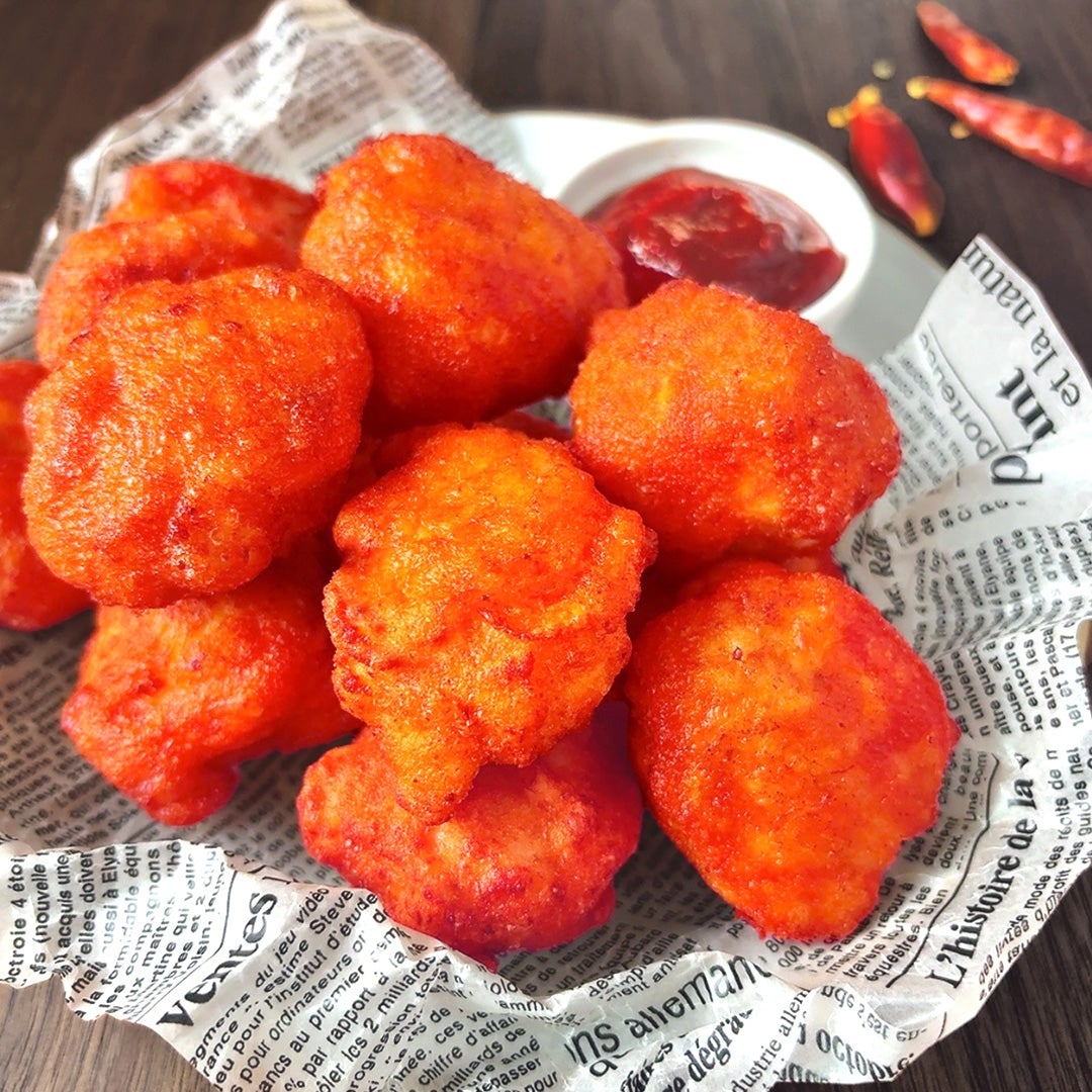 チキンナゲットとディップソース。