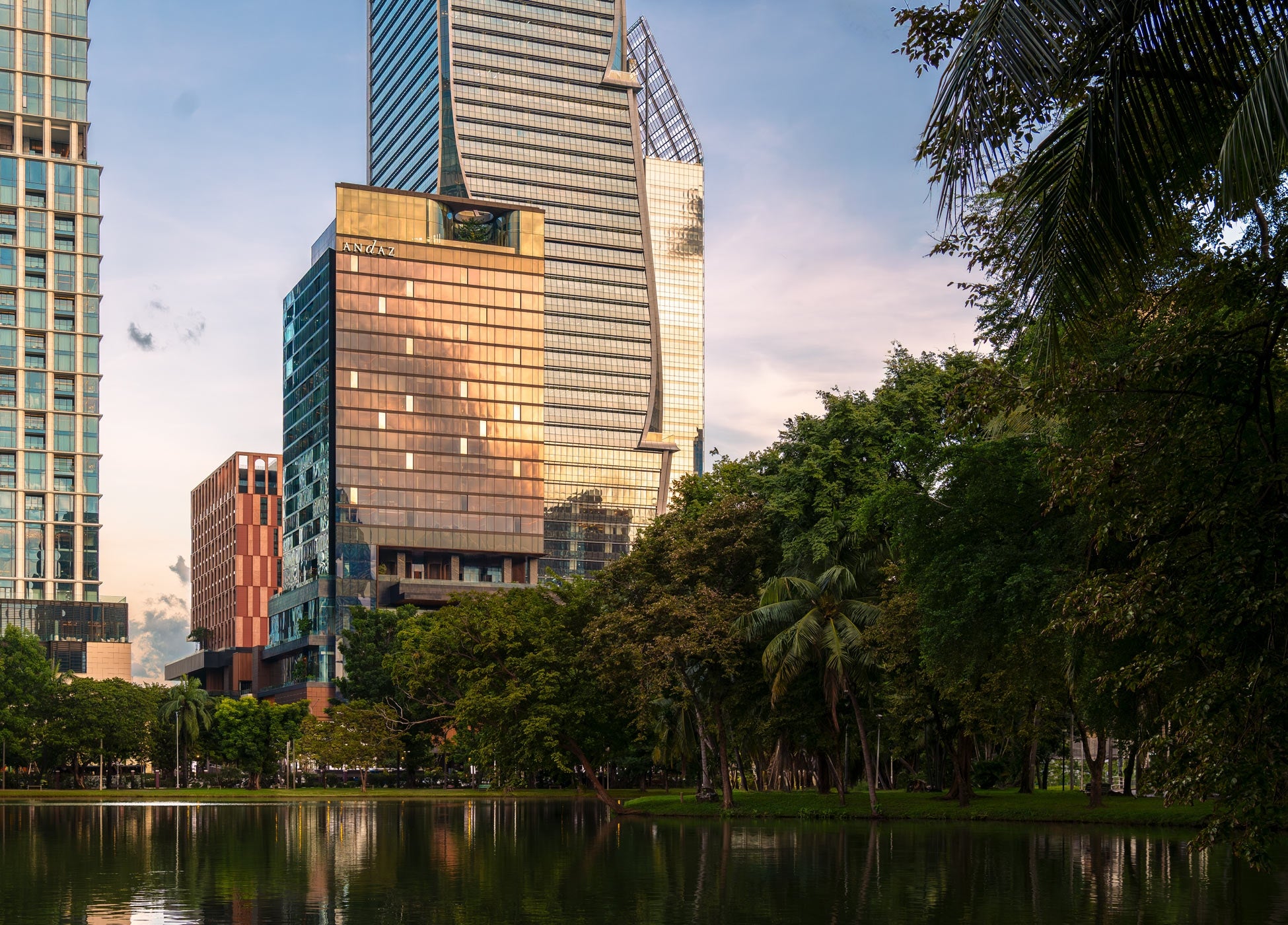 buzzfeed.com - Buzzfeed Asia - Everyone Is Obsessed With The New Andaz One Bangkok's Postcode And It's Easy To See Why