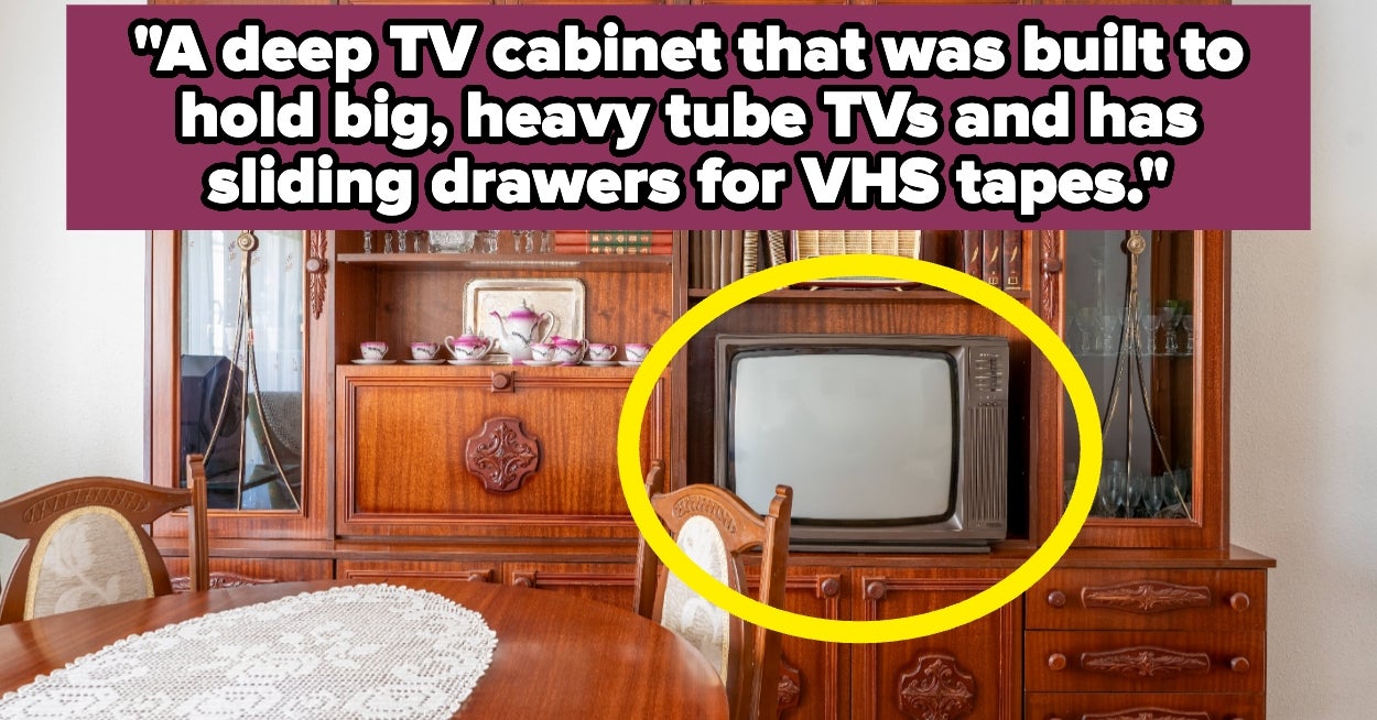 30 Pieces Of Furniture That Are So, So, So Old, You've Probably Never Even Seen Them In Person