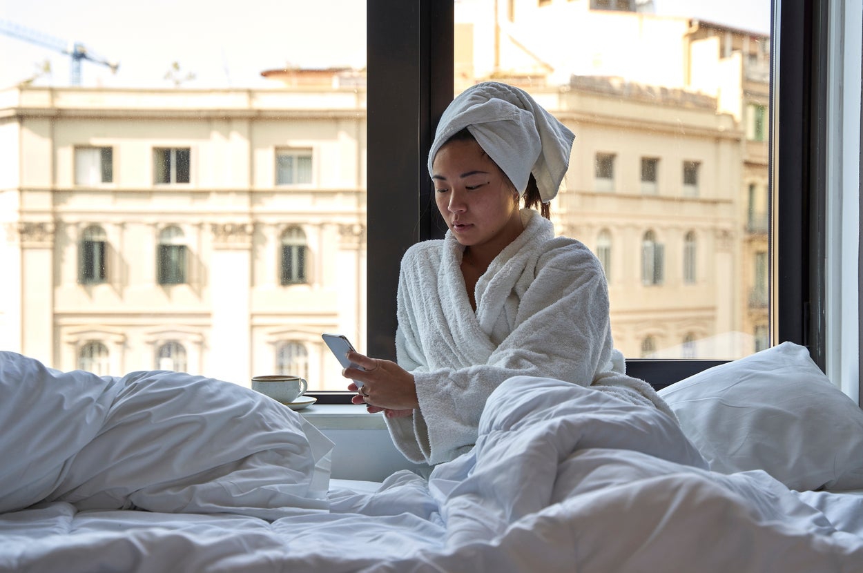 Etiquette Expert Shares The Rudest Way You Could Ever Treat Hotel Staff