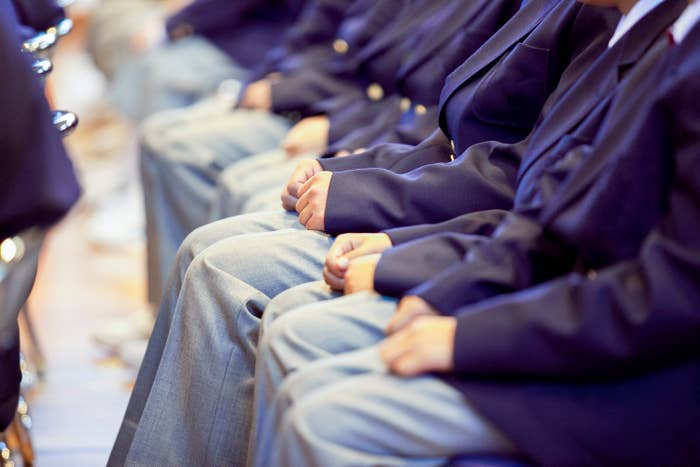 卒業式のイメージ写真 / Maruco / Getty Images/iStockphoto