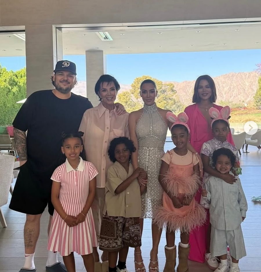 Group photograph  of the Kardashians astatine  a gathering, including Rob