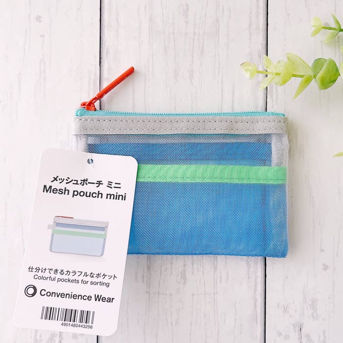 ファミリーマートの「メッシュポーチ ミニ（1個）」
