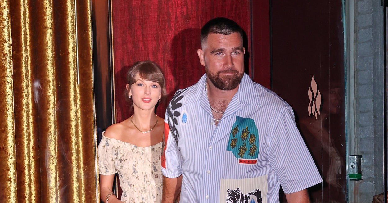 “Why Is It So Performative”: What Taylor Swift And Travis Kelce Did Immediately After Getting Married At Madison Square Garden Has People Questioning Why Their Wedding Was “Seemingly Made For Public Consumption”