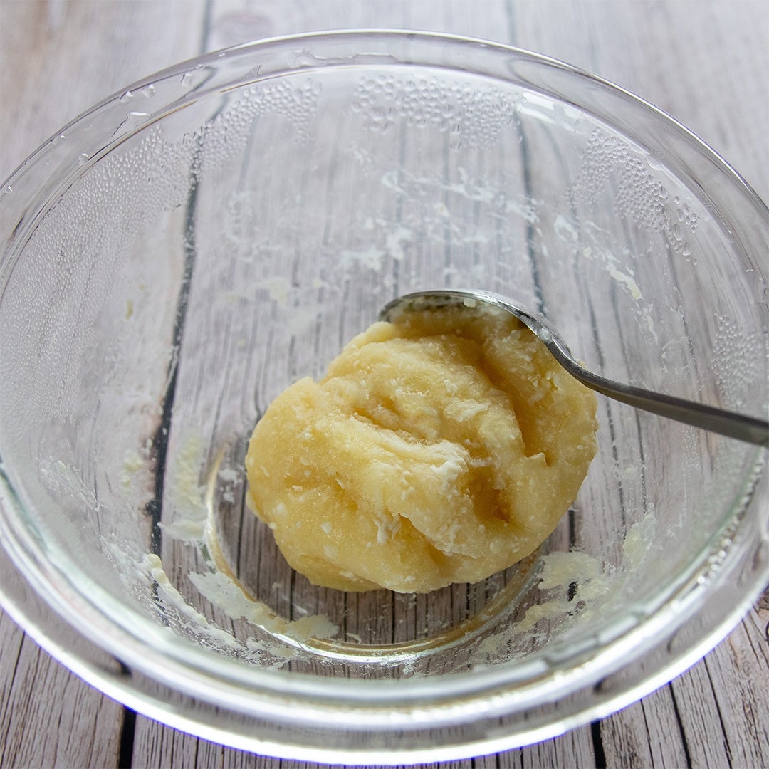 ライスペーパーで作る揚げないごま団子風スイーツ！豆腐でもちもち簡単
