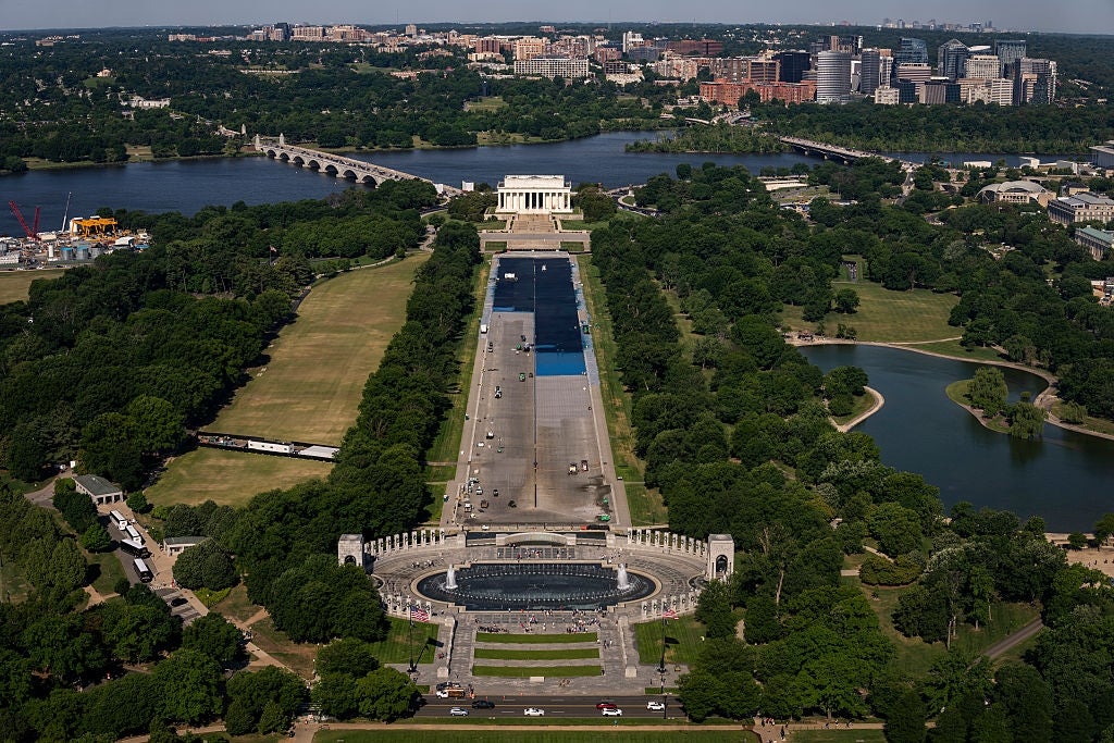 Luftfoto av National Mall i Washington, DC, med Lincoln Memorial, Reflecting Pool og World War II Memorial
