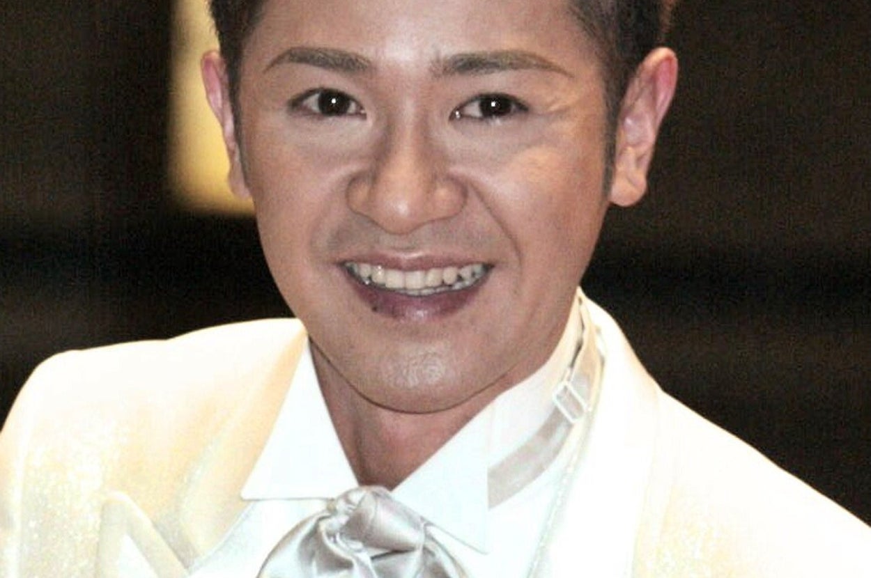 山咲トオルさん / 2003年撮影（時事）