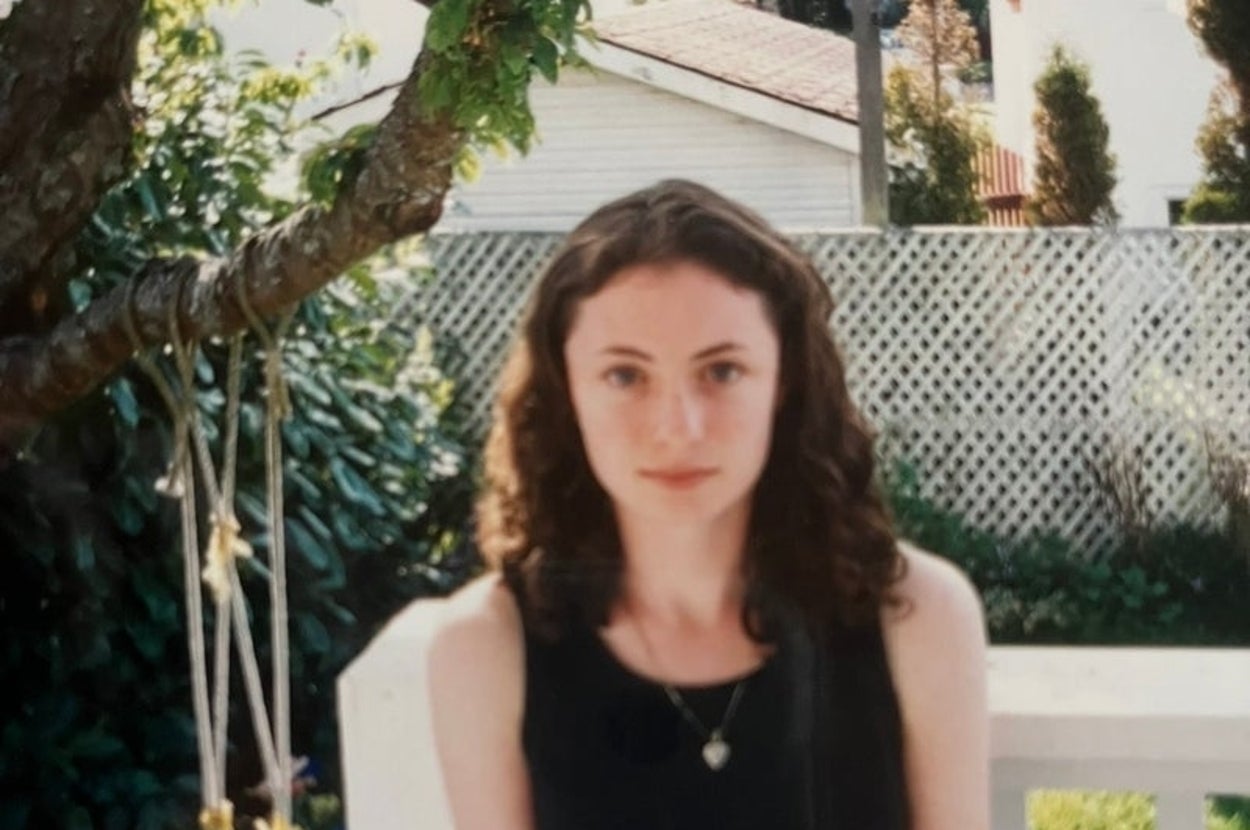 My Therapist Made Me Do This 1 Thing To Heal From My Past. It Changed How I Date.