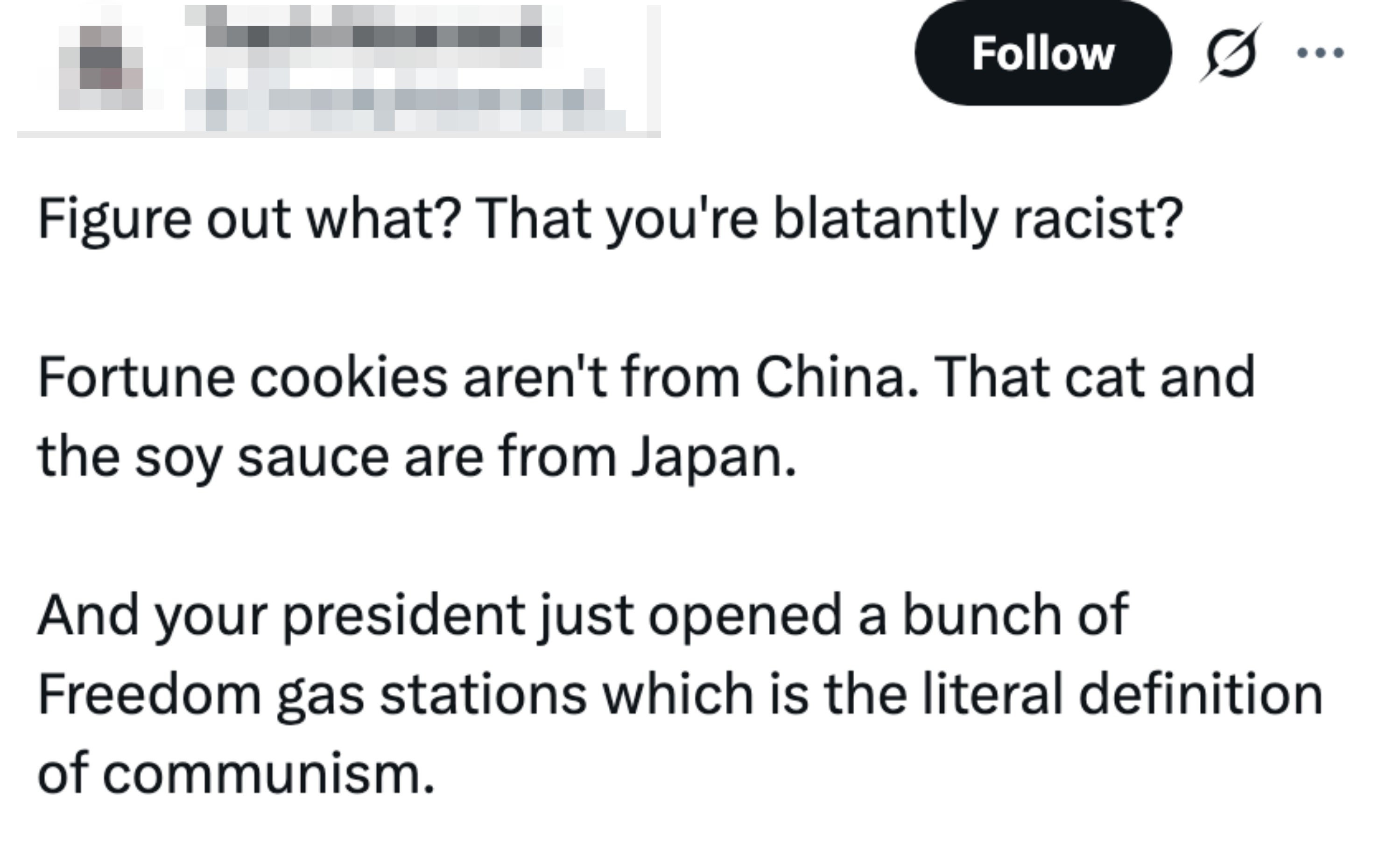 Tweet som kritiserer misoppfatninger om asiatiske kulturer og kommenterer politiske motsetninger
