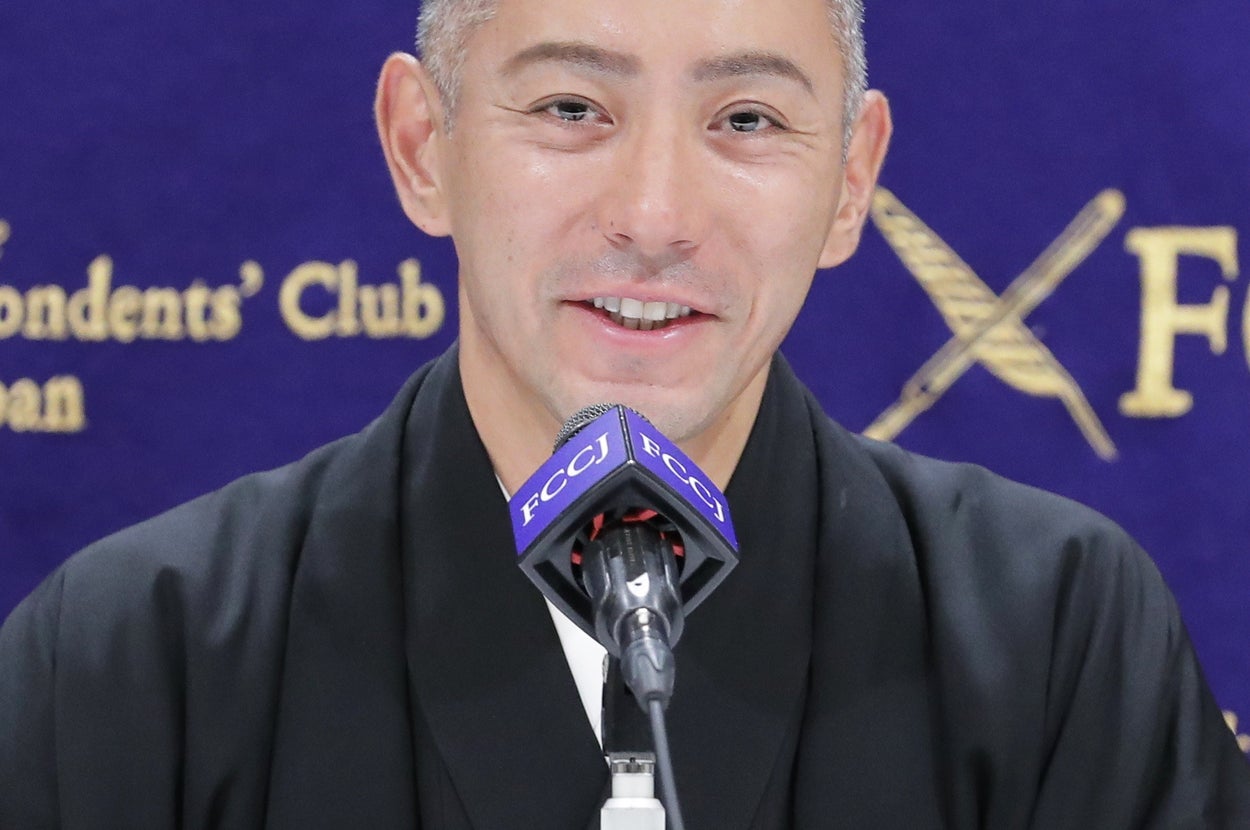 市川團十郎さん（時事）
