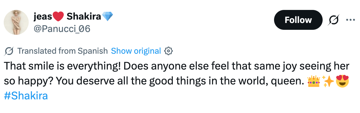 Tweet praising Shakira for her joyful smile and wishing her happiness, calling her a queen. Includes hashtags and emojis