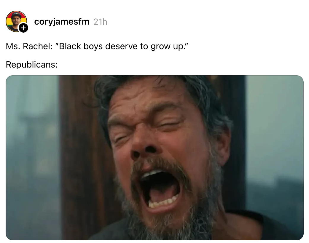En person som skriker med lukkede øyne. Tekst: Rachel: