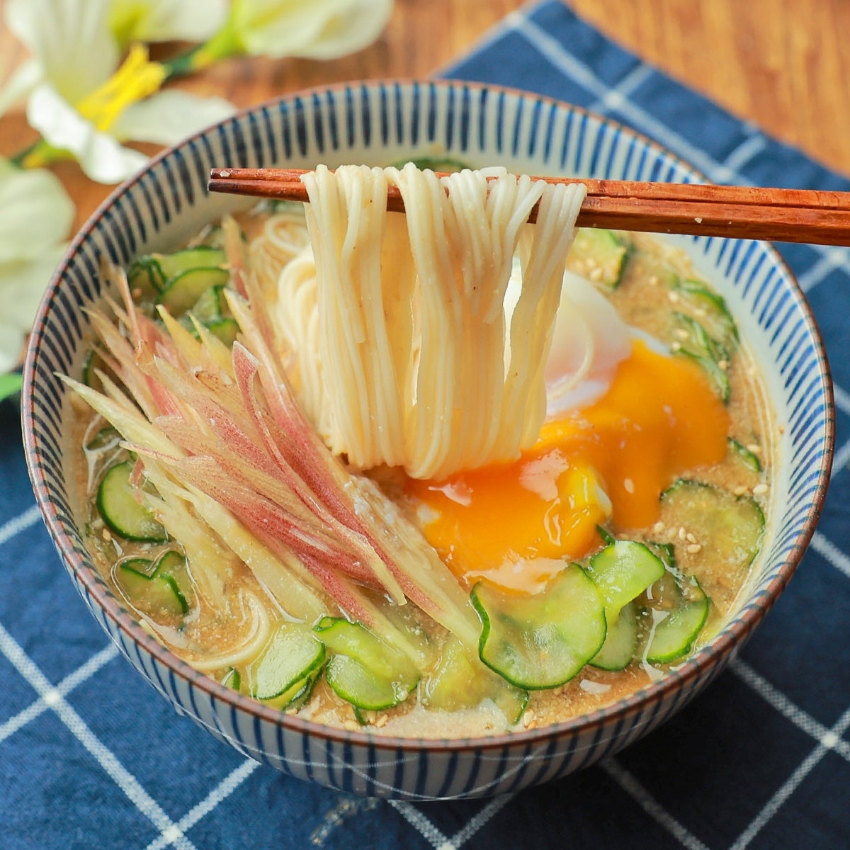 ウチではそうめんをこう食べてます】めんつゆだけには戻れん！毎日でも