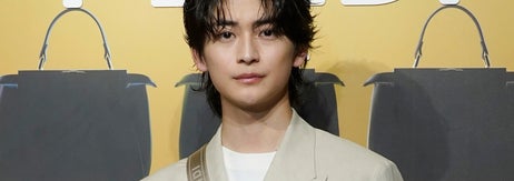 高橋文哉さん（時事通信フォト）