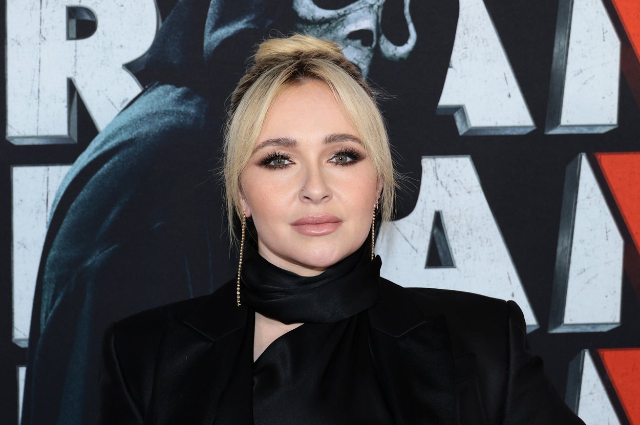 Hayden Panettiere's Scream Extra Shares Emotional Tribute